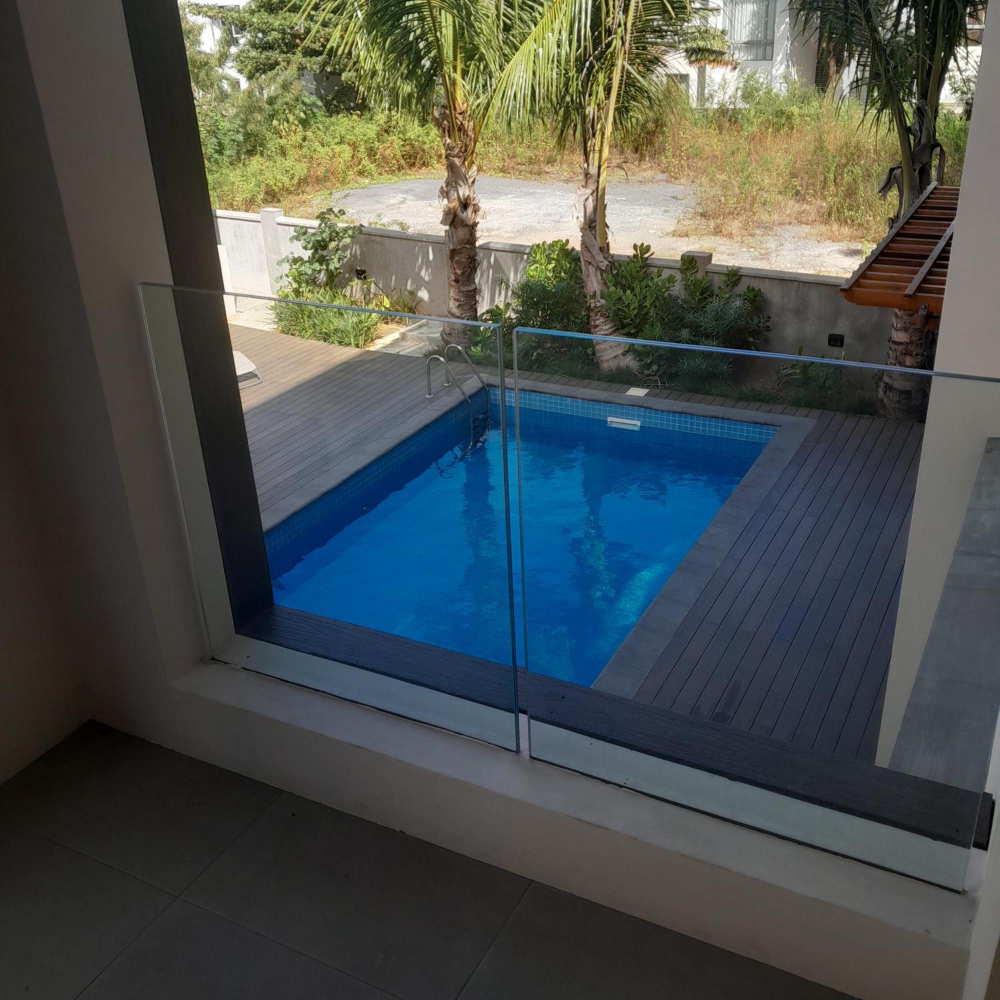 Joli Appartement Neuf, Route Cotiere Grand Bay Buitenkant foto