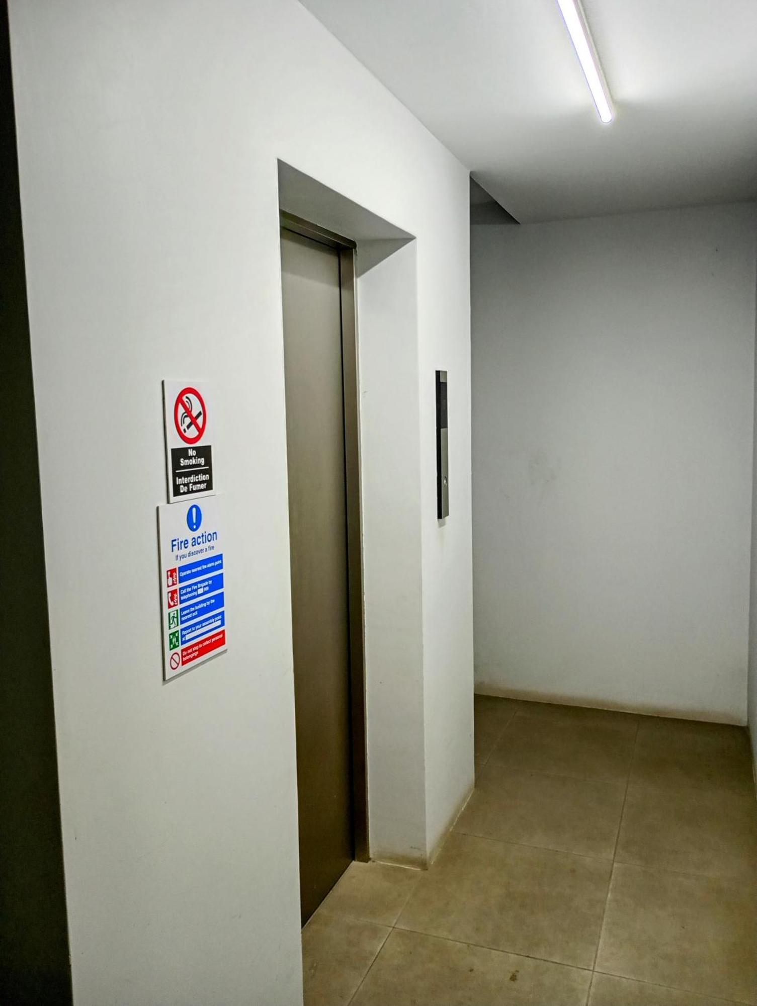 Joli Appartement Neuf, Route Cotiere Grand Bay Buitenkant foto